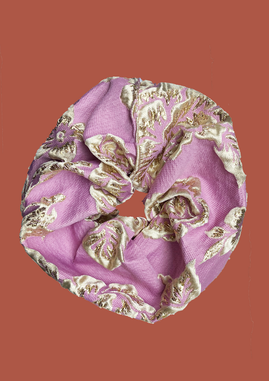 PINK SCRUNCHY