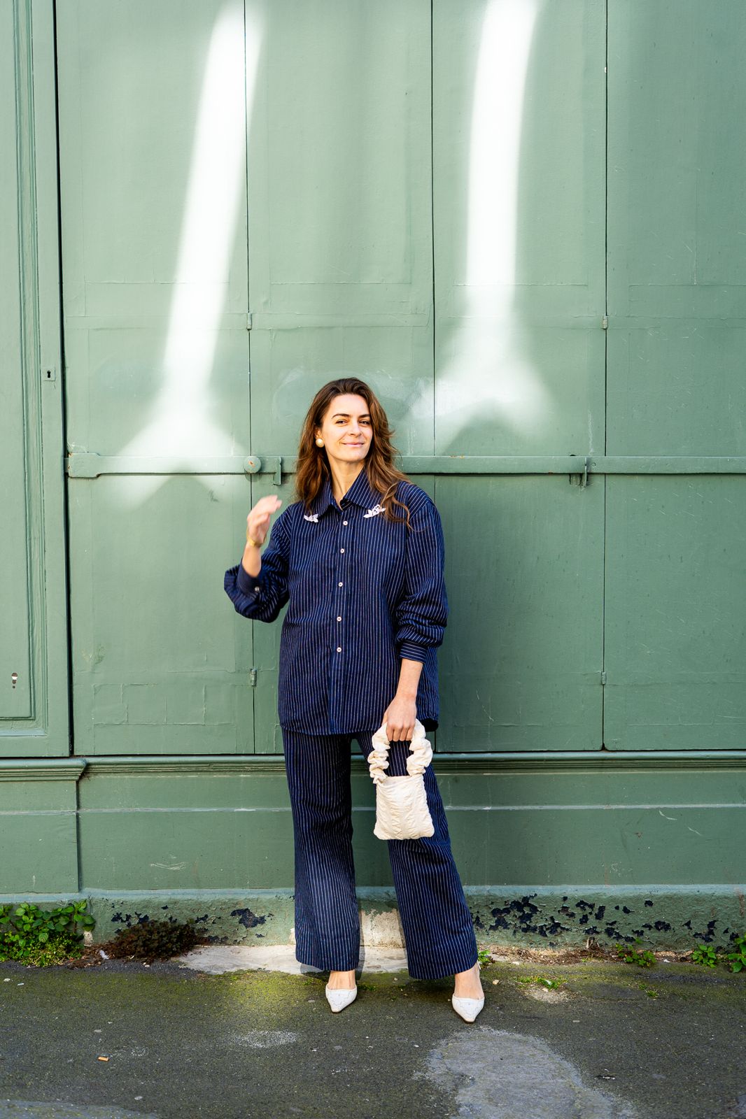Joan loves a blue hour